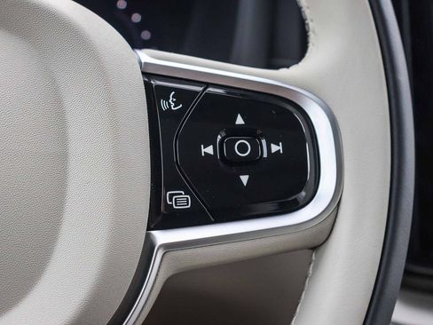 New 2026 Volvo XC60 T8 Ultra w/ Protection Package Premier image 40