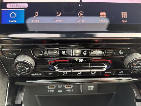 Used 2025 Jeep Grand Cherokee Summit image 34