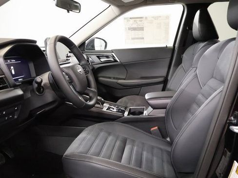 New 2026 Nissan Rogue SL AWD/4WD image 11