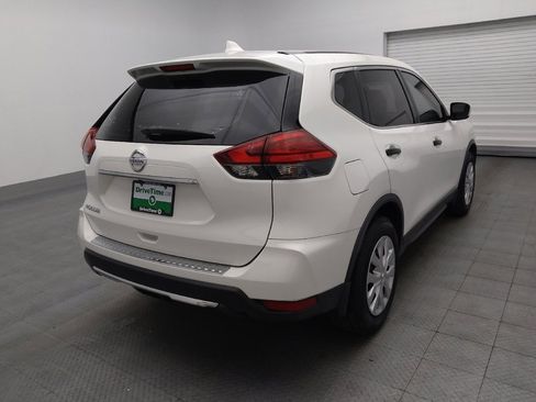 Used 2017 Nissan Rogue S image 9