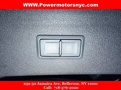 Used 2018 Audi Q3 2.0T Premium Plus w/ Premium Plus Package image 18