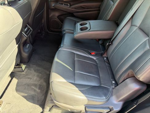 Used 2022 Subaru Ascent Limited image 16