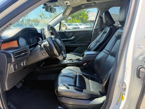 Used 2021 Lincoln Corsair Reserve FWD image 5
