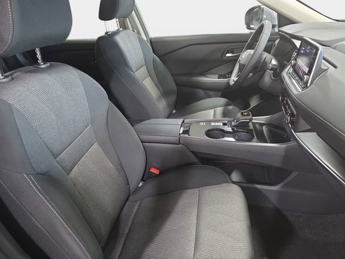 New 2026 Nissan Rogue SV image 10