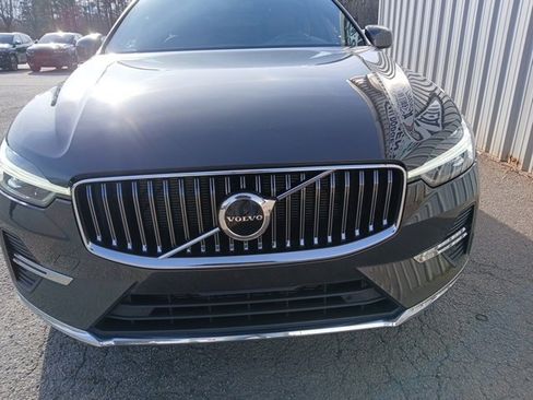 Used 2022 Volvo XC60 B5 Inscription w/ Protection Package Premier image 7