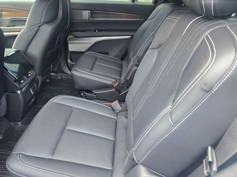 New 2026 Cadillac Vistiq Premium Luxury AWD/4WD image 13