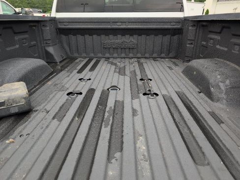 Used 2022 Chevrolet Silverado 2500 High Country w/ Z71 Off-Road Package image 5