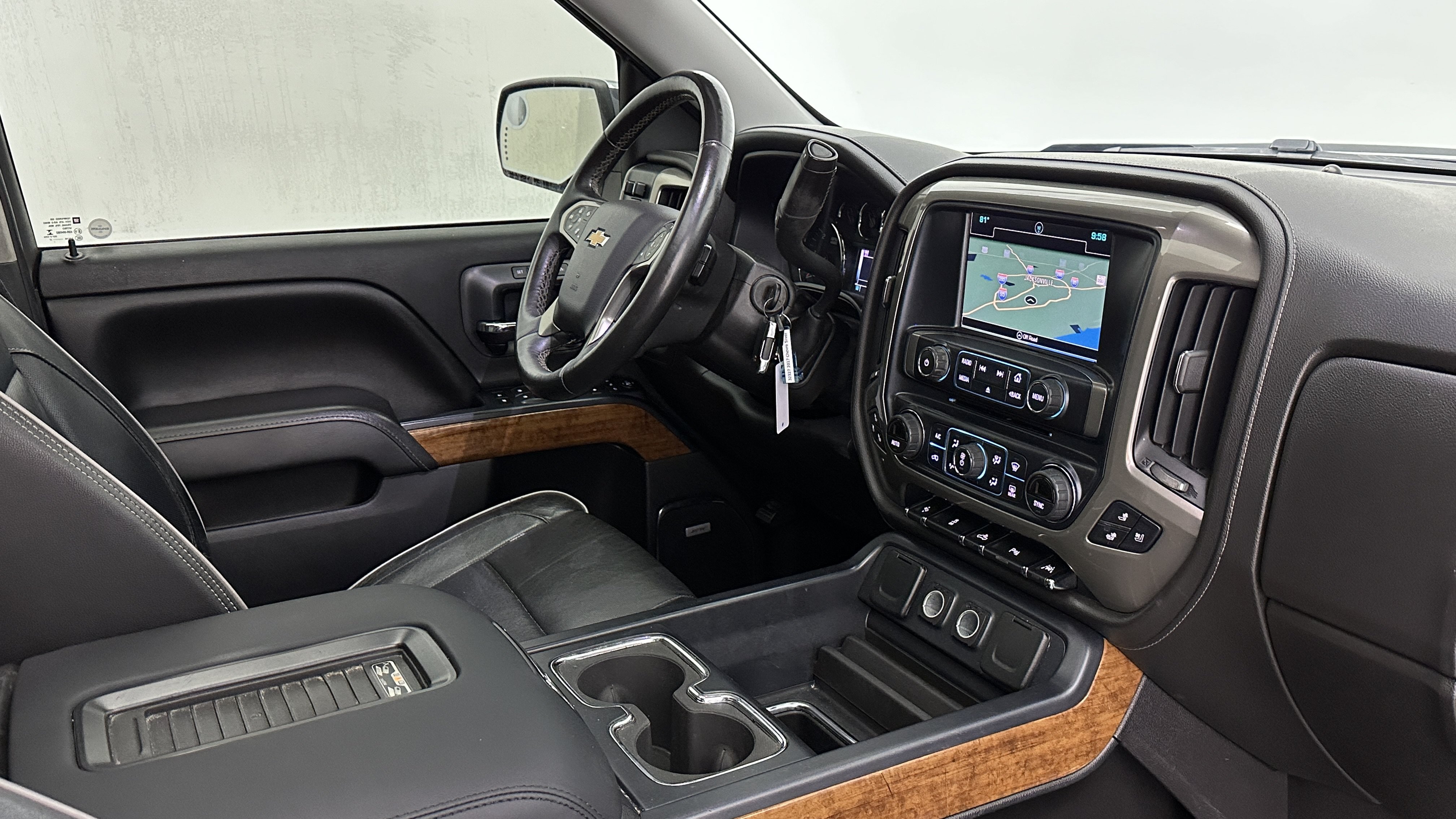 Used 2017 Chevrolet Silverado 1500 High Country AWD/4WD image 35