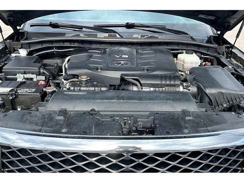 Used 2017 INFINITI QX80 4WD image 31