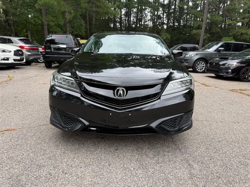 Used 2018 Acura ILX FWD image 2