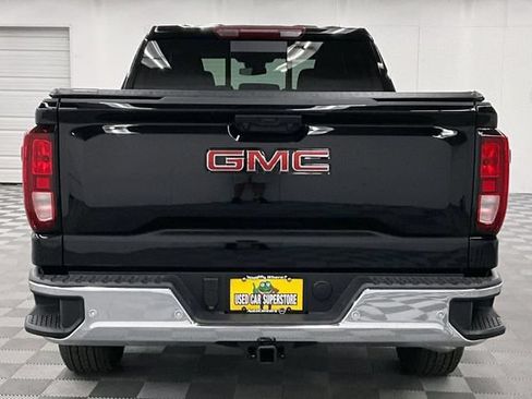 Used 2025 GMC Sierra 1500 SLE w/ Preferred Package AWD/4WD image 5