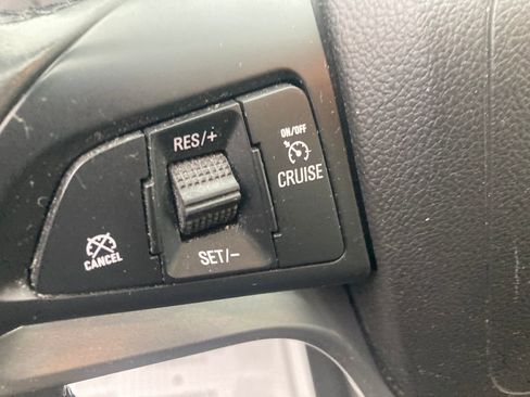 Used 2019 Chevrolet Trax LT w/ LT Convenience Package image 36