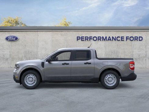 New 2025 Ford Maverick XL image 3