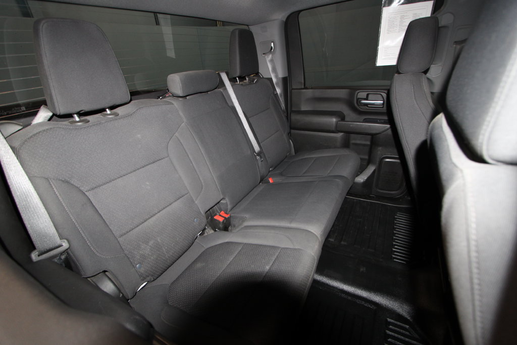 Used 2022 Chevrolet Silverado 2500 W/T w/ WT Convenience Package AWD/4WD image 19