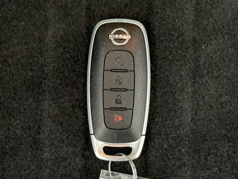 Used 2023 Nissan Rogue SV AWD/4WD image 21