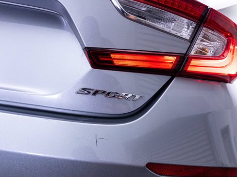 Used 2022 Honda Accord Sport image 14