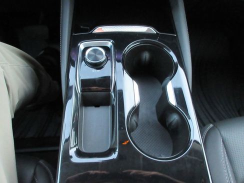 Certified 2025 Buick Envision Preferred image 31