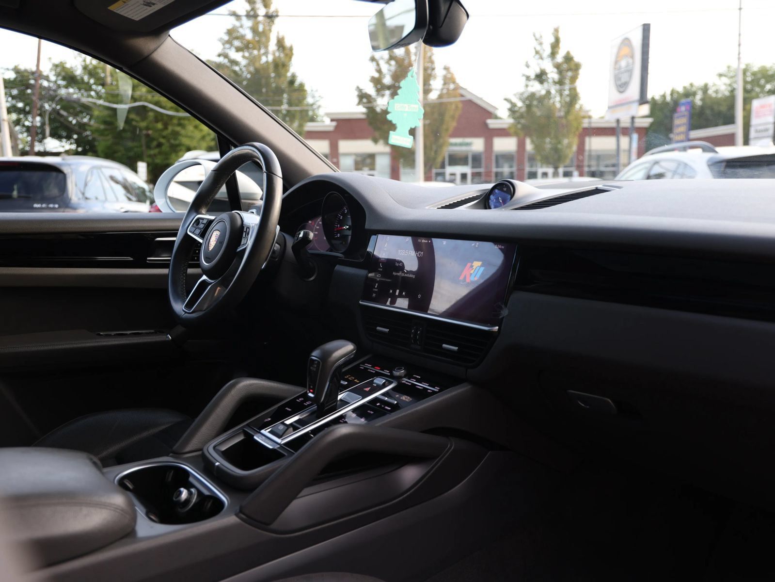Used 2019 Porsche Cayenne AWD/4WD image 13
