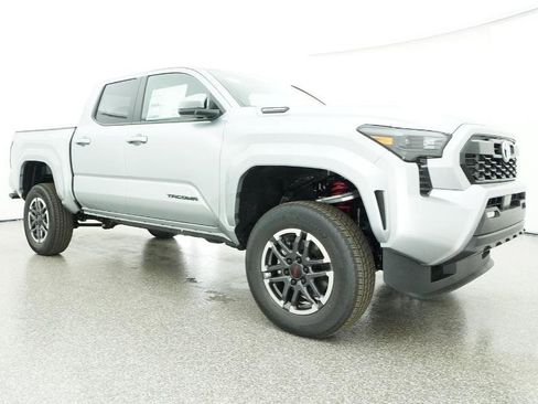 New 2025 Toyota Tacoma TRD Sport image 30