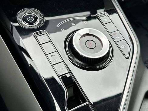 Certified 2023 Kia Niro Wind w/ Wind Preserve Package FWD image 25