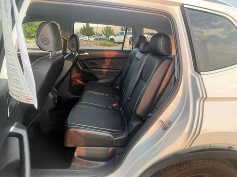 Used 2024 Volkswagen Tiguan SE AWD/4WD image 27