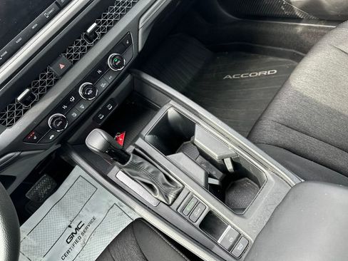 Used 2024 Honda Accord EX image 18