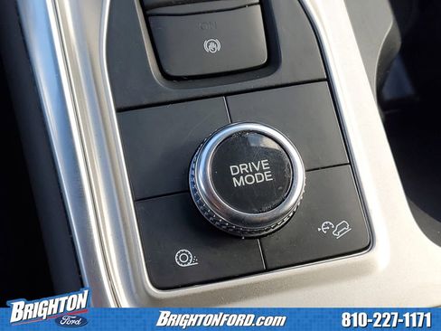 Used 2023 Ford Explorer XLT w/ Equipment Group 202A image 27