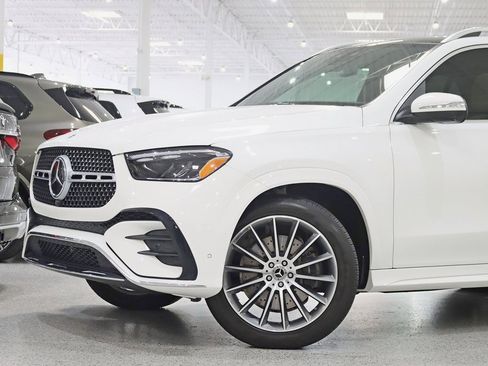 Used 2024 Mercedes-Benz GLE 350 4MATIC image 3