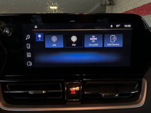 Used 2025 Chevrolet TrailBlazer LT image 28