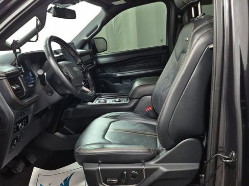 Used 2023 Ford Expedition Max Platinum AWD/4WD image 4