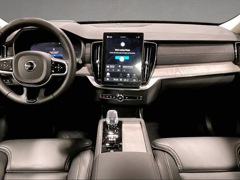 New 2026 Volvo XC90 T8 Ultra w/ Protection Package Premier AWD/4WD image 5