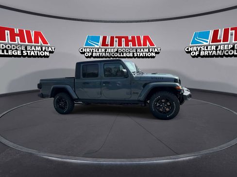 New 2026 Jeep Gladiator Sport image 7