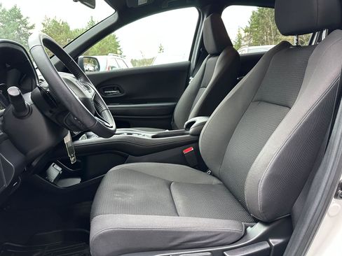 Used 2022 Honda HR-V Sport image 18
