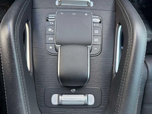 Used 2023 Mercedes-Benz GLS 580 4MATIC image 25