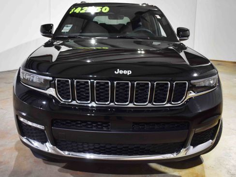 Used 2025 Jeep Grand Cherokee L Limited w/ Trailer Tow Package image 4