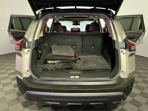 Certified 2023 Nissan Rogue SL w/ SL Premium Package AWD/4WD image 27