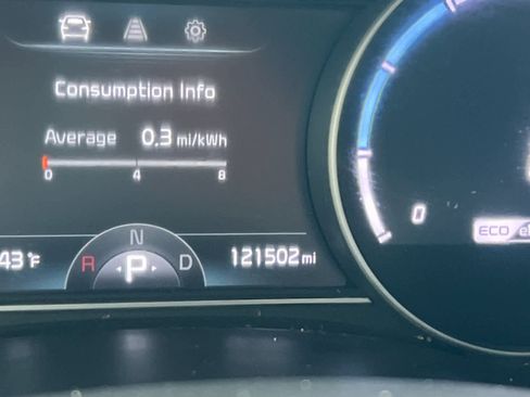 Used 2019 Kia Niro EX image 25