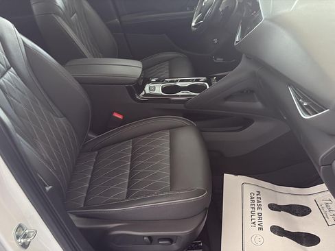 Used 2023 Buick Envision Avenir AWD/4WD image 11