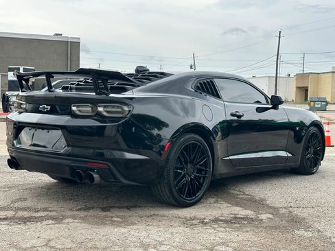 Used 2020 Chevrolet Camaro SS RWD image 7