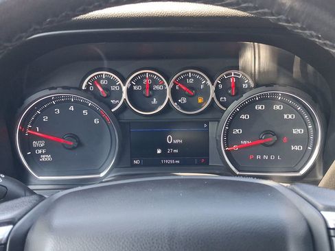 Used 2022 Chevrolet Silverado 1500 LT w/ Bed Protection Package RWD image 18