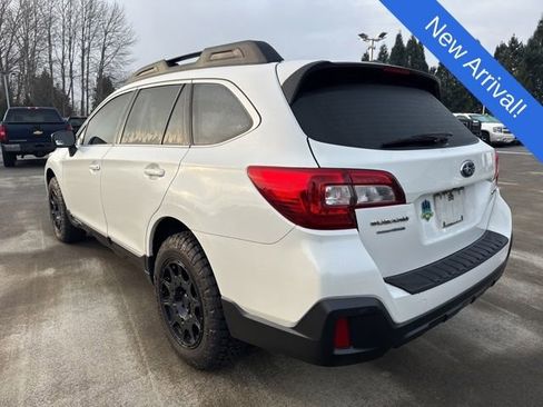 Used 2019 Subaru Outback 2.5i image 5