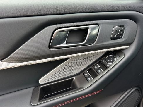 New 2025 Ford Explorer ST-Line w/ Premium Package image 10