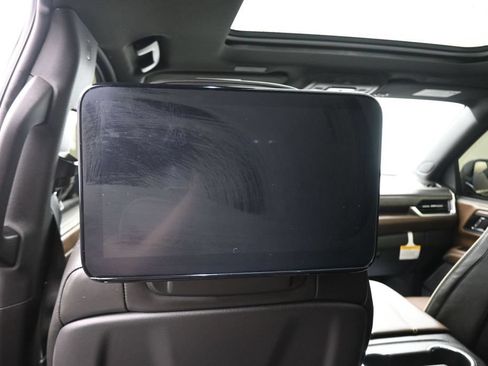 Used 2026 GMC Yukon XL Denali Ultimate AWD/4WD image 40