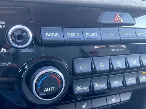 Used 2019 Kia Sportage EX image 28