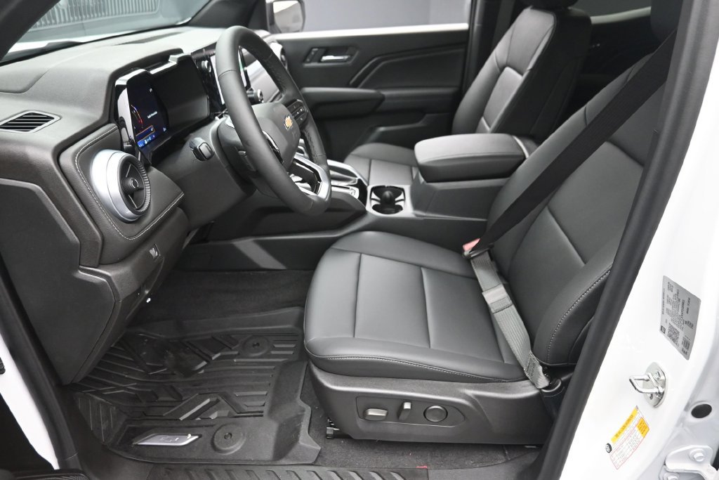 New 2026 Chevrolet Colorado LT w/ LT Convenience Package AWD/4WD image 20