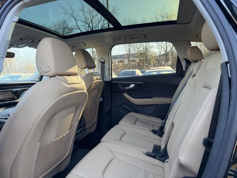 Used 2025 Audi Q7 2.0T Premium w/ Convenience Package image 23