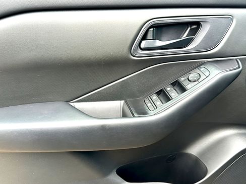 Certified 2025 Nissan Rogue S image 16