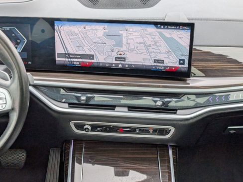 Certified 2025 BMW X7 xDrive40i image 30