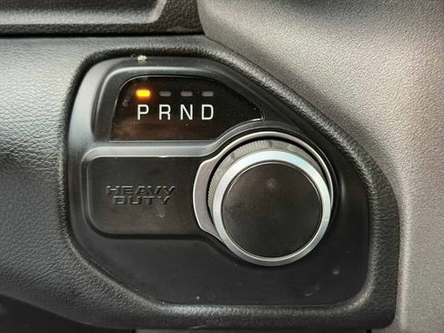 Used 2020 RAM 2500 Tradesman w/ Chrome Appearance Group image 33