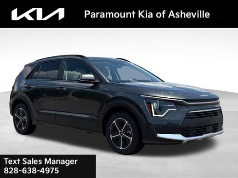 New 2025 Kia Niro EX image 1